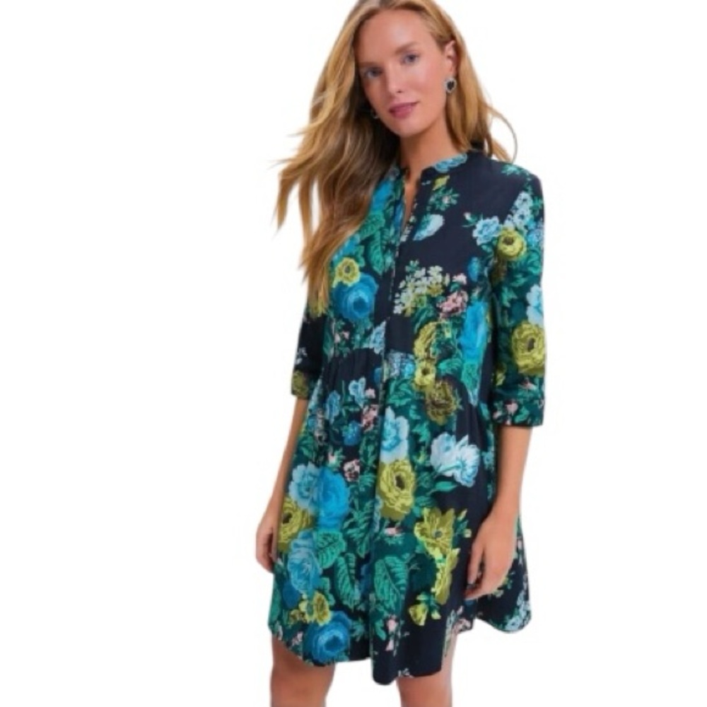 NWT Tuckernuck - Black Verdant Floral Royal
Shirt Dress size large